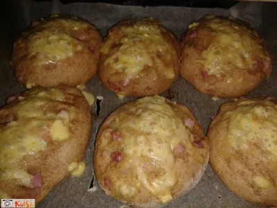 Štručke s sirom in slanino