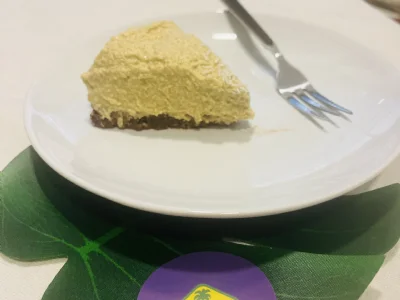 Tropska mango-kokos presna torta