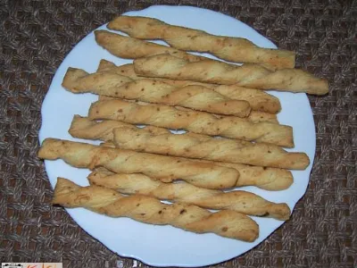 Slane palčke 2 ali sezamove palčke