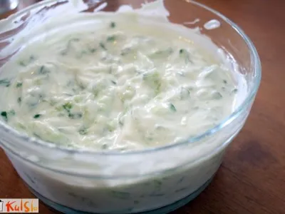 Tzatziki (grška) solata - preprosta in odlična