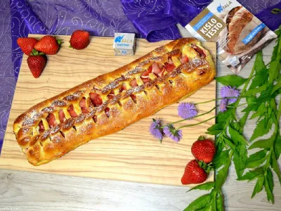 Jagodni zavitek z zankami