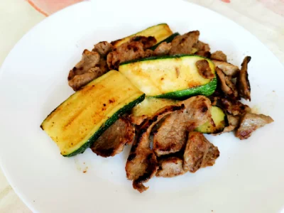 Puranji medaljončki in bučke